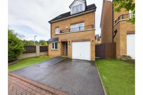4 bedroom detached house for sale