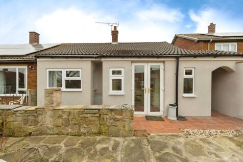 2 bedroom semi-detached bungalow for sale