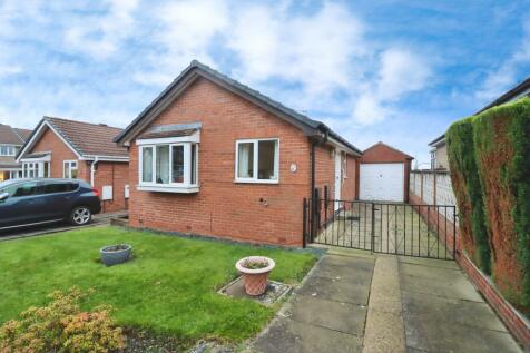 2 bedroom detached bungalow for sale