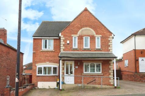 6 bedroom detached house for sale