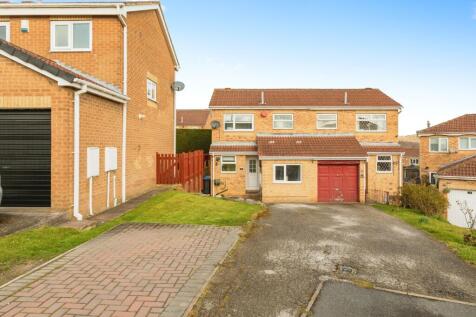 3 bedroom semi-detached house for sale