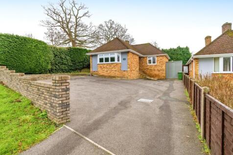 3 bedroom detached bungalow for sale