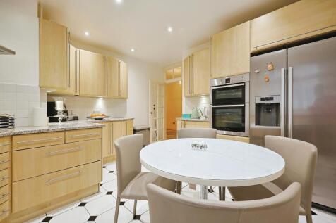 4 bedroom apartment for sale