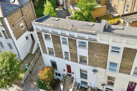 2 bedroom flat for sale