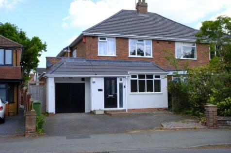 3 bedroom semi-detached house for sale