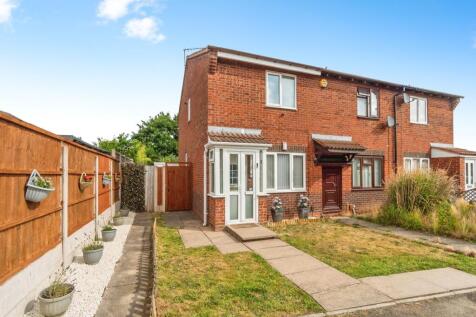 2 bedroom end of terrace house for sale