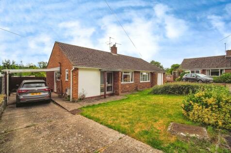 2 bedroom semi-detached bungalow for sale