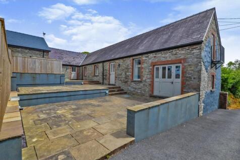 3 bedroom barn conversion for sale