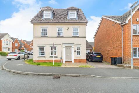 5 bedroom detached house for sale