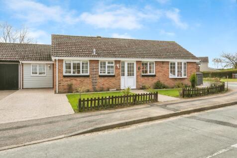 3 bedroom detached bungalow for sale