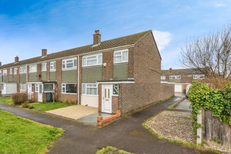 3 bedroom end of terrace house for sale