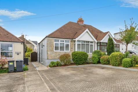 2 bedroom semi-detached bungalow for sale