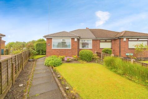 2 bedroom semi-detached bungalow for sale