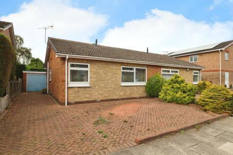 2 bedroom detached bungalow for sale