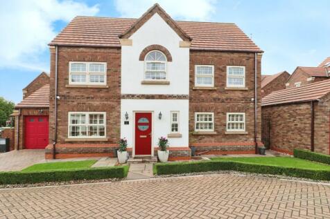 5 bedroom detached house for sale