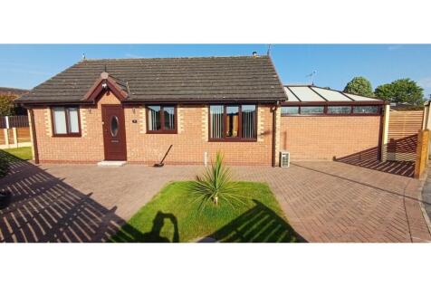 2 bedroom detached bungalow for sale
