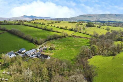 6 bedroom barn conversion for sale