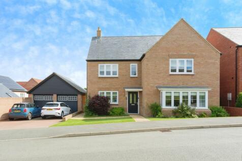 5 bedroom detached house for sale