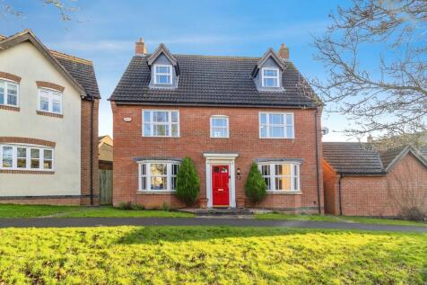 5 bedroom detached house for sale