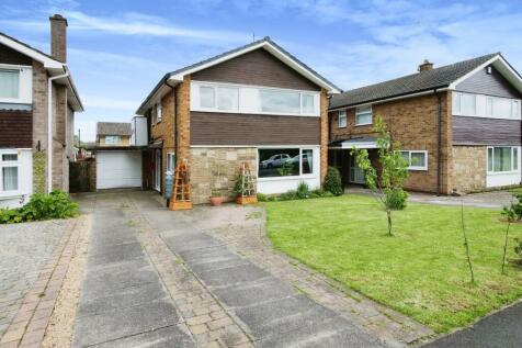 4 bed detached house