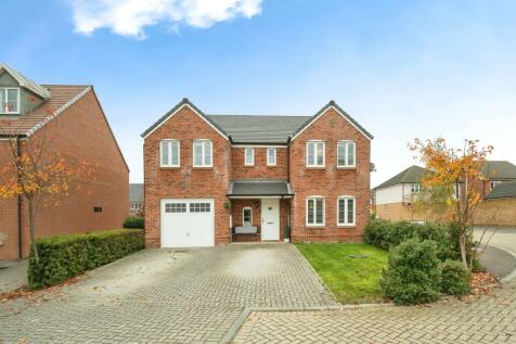 5 bedroom detached house for sale