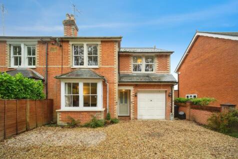 4 bedroom semi-detached house for sale