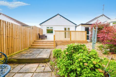 2 bedroom detached bungalow for sale