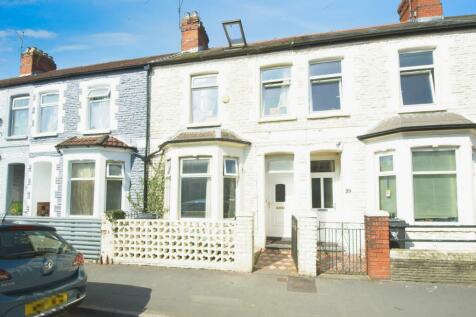 4 bedroom terraced house for sale