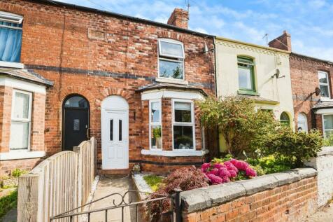 2 bedroom terraced house for sale