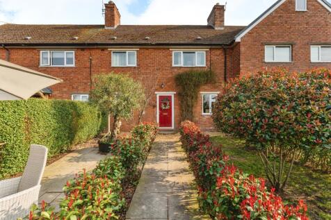 4 bedroom terraced house for sale