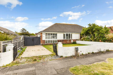 3 bedroom semi-detached bungalow for sale