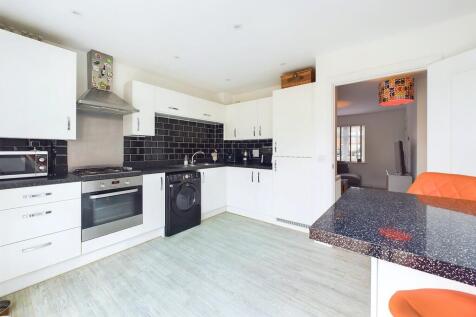 West Brook View, Emsworth PO10 3 bed terraced house for sale