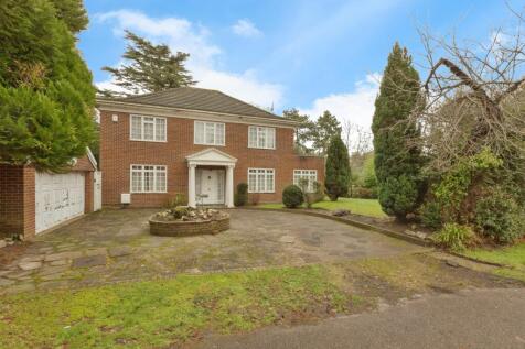6 bedroom detached house for sale