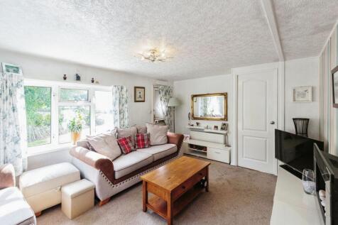 2 bedroom park home for sale
