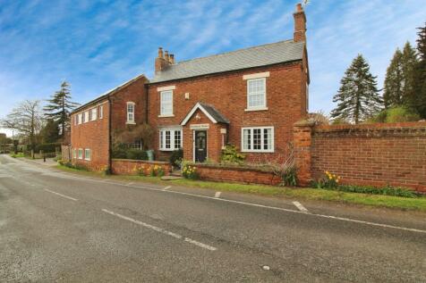 6 bedroom detached house for sale