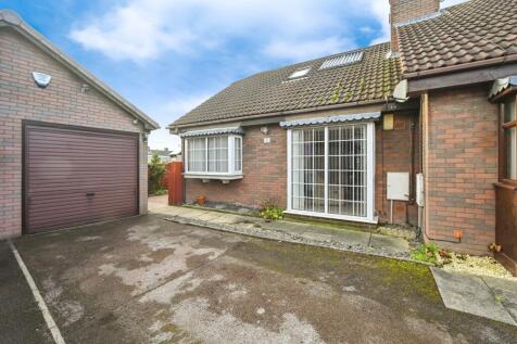 3 bedroom semi-detached bungalow for sale