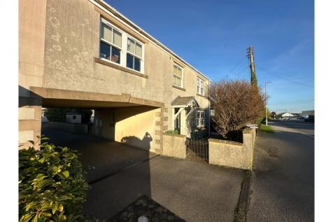 3 bedroom town house for sale