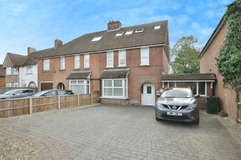 4 bedroom semi-detached house for sale