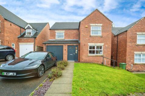 4 bedroom detached house for sale