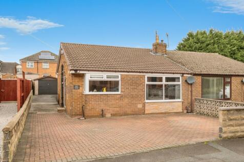 2 bedroom semi-detached bungalow for sale