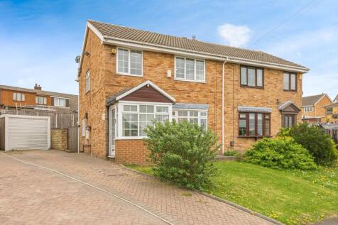 3 bedroom semi-detached house for sale