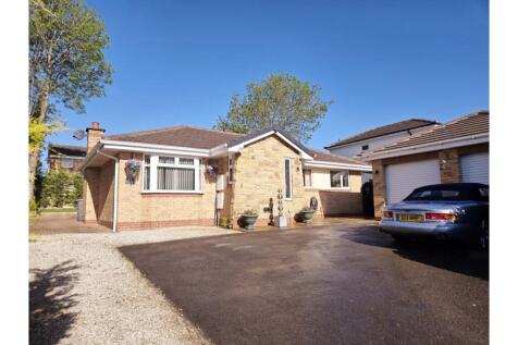 3 bedroom detached bungalow for sale