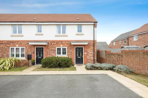 3 bedroom mews property for sale
