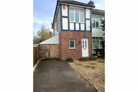 4 bedroom semi-detached house for sale