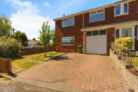 4 bedroom semi-detached house for sale