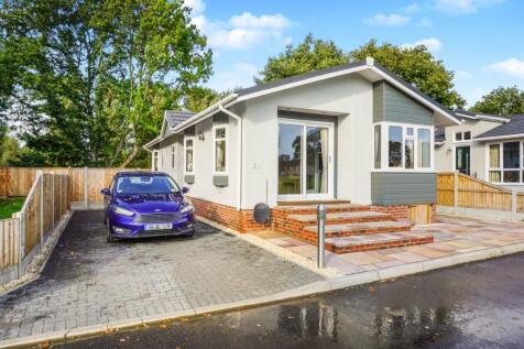 3 bedroom bungalow for sale