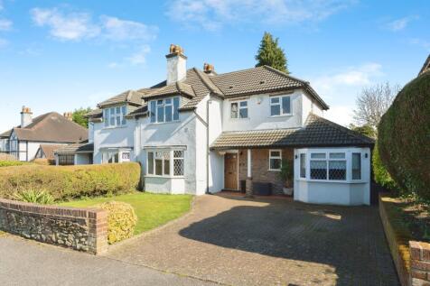 4 bedroom semi-detached house for sale