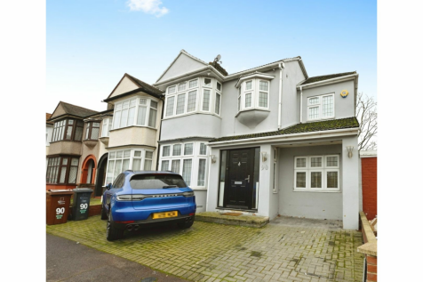 6 bedroom semi-detached house for sale