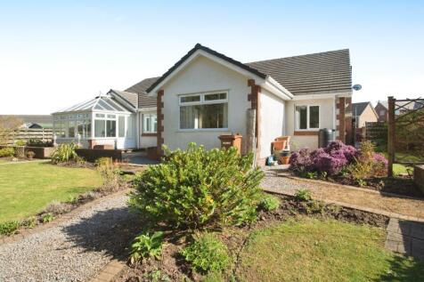 5 bedroom detached bungalow for sale