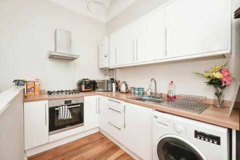 1 bedroom flat for sale